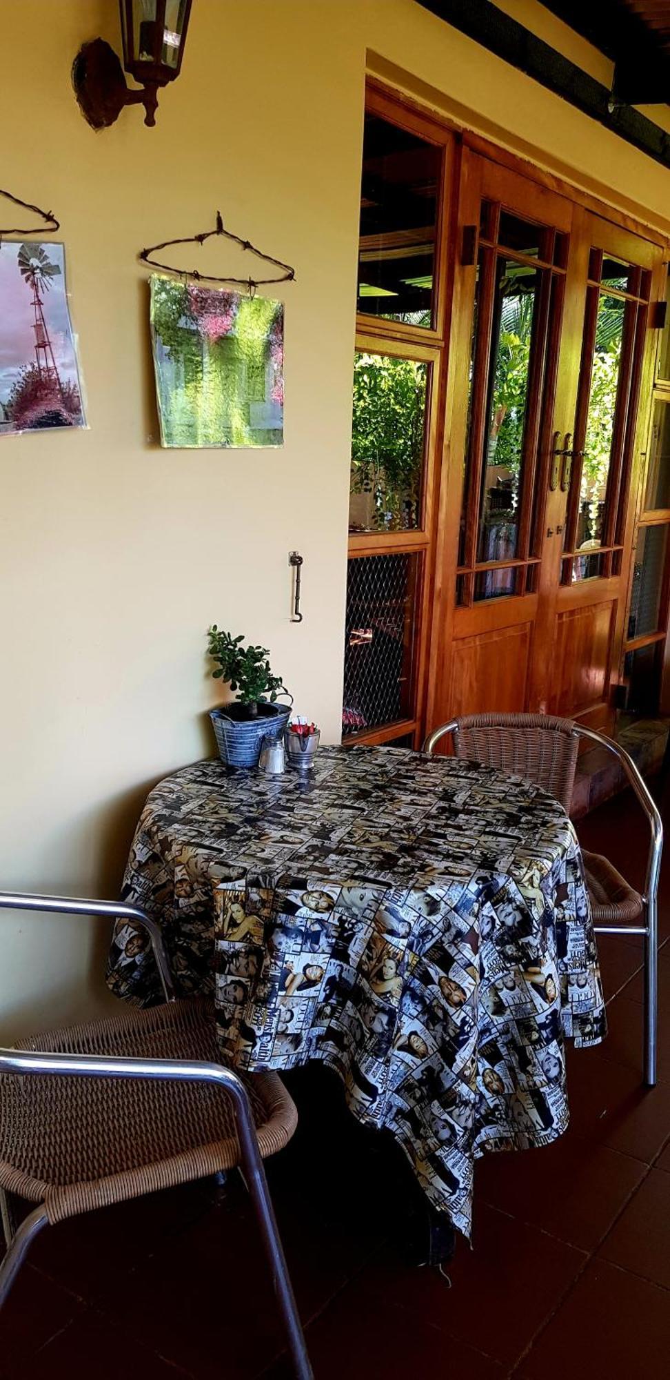 Africas Eden Guesthouse Mookgophong エクステリア 写真