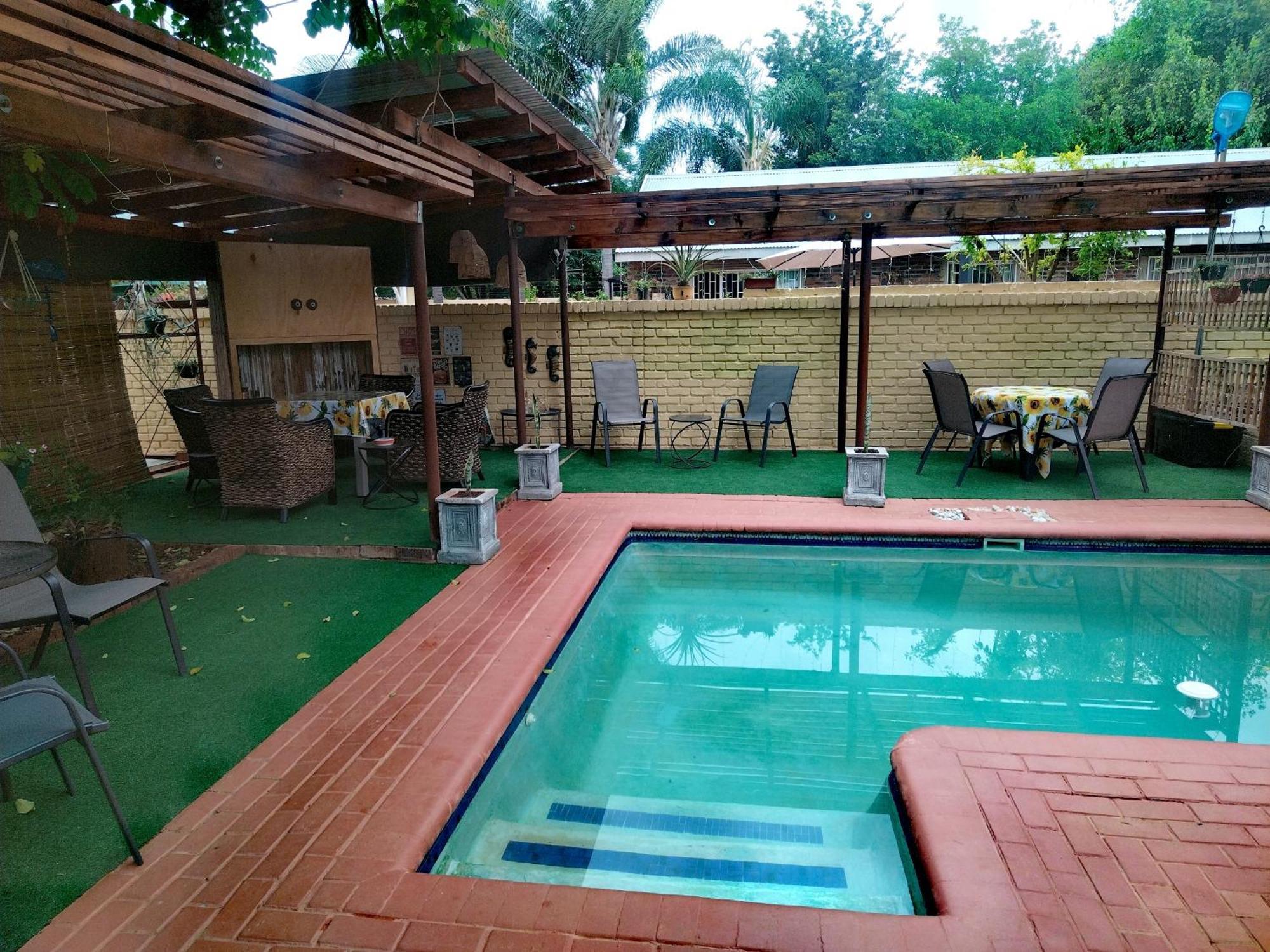 Africas Eden Guesthouse Mookgophong エクステリア 写真